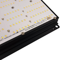 Samsung Vollspektrum-LED-Pflanzenlampe 120W vertikal