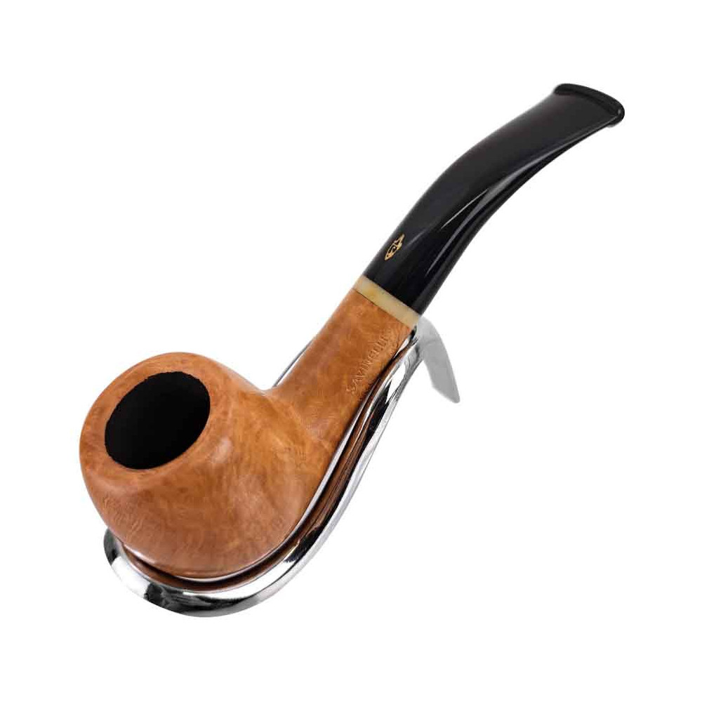 Savinelli Primo Fumo 9mm Tabakpfeife, aufbewahrt in einem verchromten Pfeifenständer