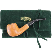 Savinelli Primo Fumo 9mm Tabakpfeife auf einem grünen Beutel