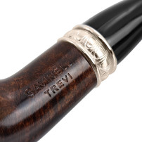 Savinelli Trevi Smooth 9mm Tabakpfeife – Detail der eingravierten Pfeifenmarkierung