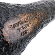 Savinelli Trevi Rusticated 9mm Tabakpfeife - Detail der gravierten Pfeifenmarkierung