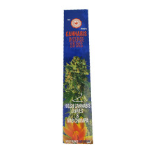 Cannabis-Räucherstäbchen – Nag Champa und getrocknete Cannabisblätter