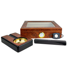Humidor-Set aus Maserholz