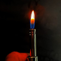 Clipper Tube Metallic Gradient Feuerzeug - Flamme