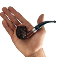 Rattray's Bruyère-Tabakpfeife – Schnäppchen! 8 rote und schwarze Pfeifen in der „klassischen“ Form – liegen gut in der Hand.