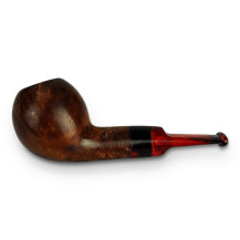 Bruyère-Tabakpfeife Molina Shorty – Braun. Braune Farbe und birnenförmige Gestalt – liegt auf der Seite.