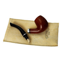Bruyère-Tabakpfeife SAVINELLI – Minerva Liscia Nat 601, braun, „Bent Billiard“-Form – auseinandergefaltet auf einem Beutel
