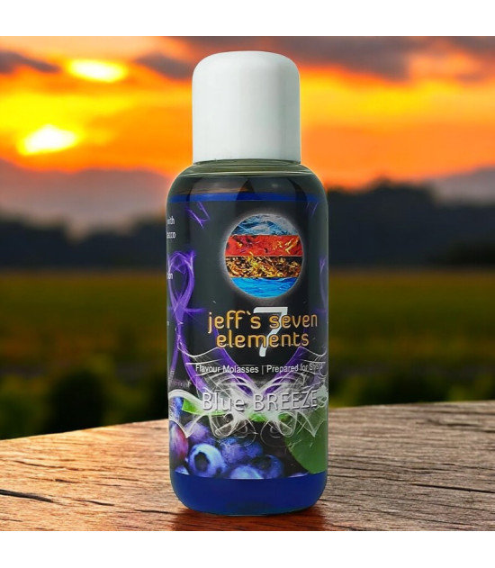 Jeffs Seven Elements Hookah Molasses – Blue Freeze 100 ml – wurde bei Sonnenuntergang auf den Tisch gestellt.