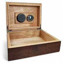 Humidor-Set aus braunem Holz mit Anspitzer und Aschenbecher – offener Humidor mit Zubehör