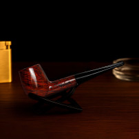 Sypuera Briar 12745 Pfeife – Foto auf dem Tisch mit Feuerzeug und Aschenbecher
