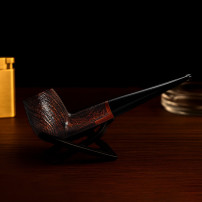 Sypuera Briar 12741 Pfeife – Foto auf dem Tisch mit Feuerzeug und Aschenbecher