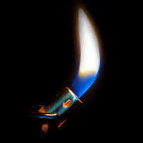 Feuerzeuggummi „Side Kick“ Schwarz – sanfte Flamme