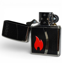 ZIPPO Feuerzeug Zippo und Flamme - offen